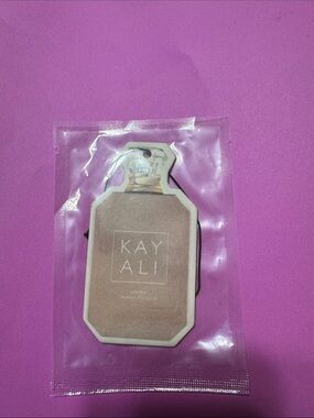 KAYALI Utopia Scented Air Freshener - Mauve Pink